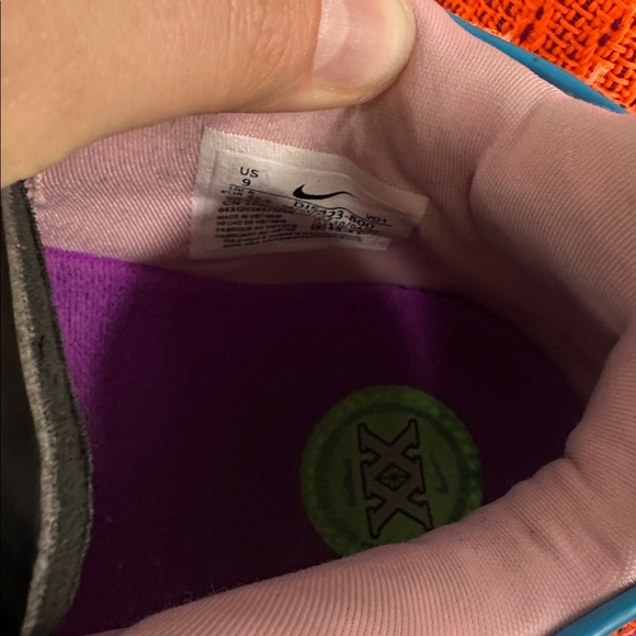 Nike LeBron 20 Low ‘Chosen 1’ neon orange 9 - Picture 5 of 8